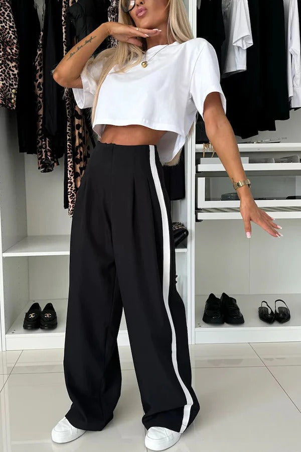 Tayshia – Kurzärmliges, kurzes Stretch-T-Shirt