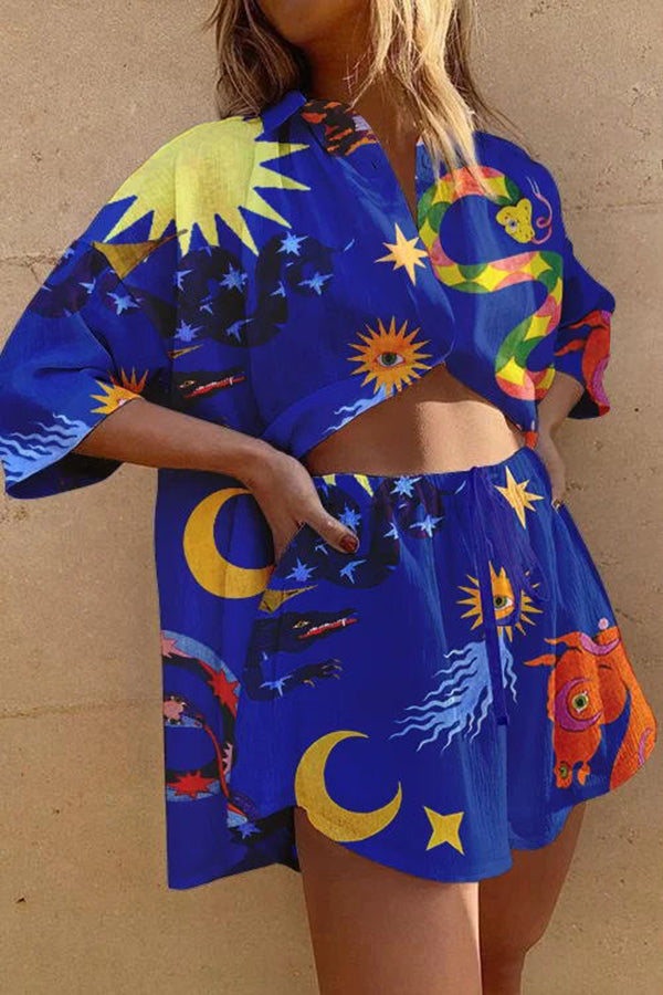 Summer Traveler – Set aus übergroßer Bluse aus Leinenmischung mit einzigartigem Aufdruck und Shorts mit Taschen und elastischer Taille