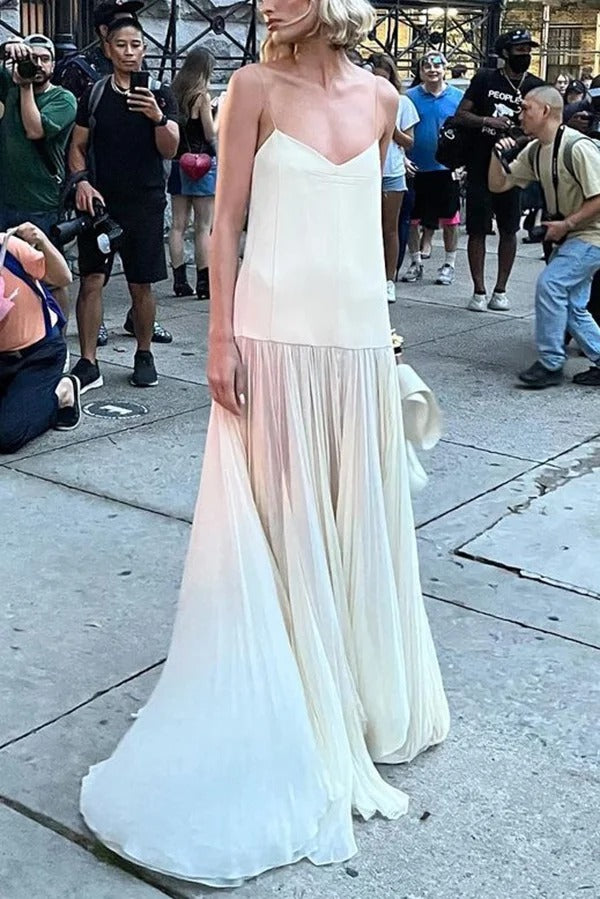 Robe longue sexy style resort à bretelles et ourlet large