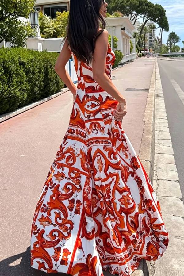 Arnell Contrast Color Artistic Floral Print Square Neck Pleated Hem Maxi Dress