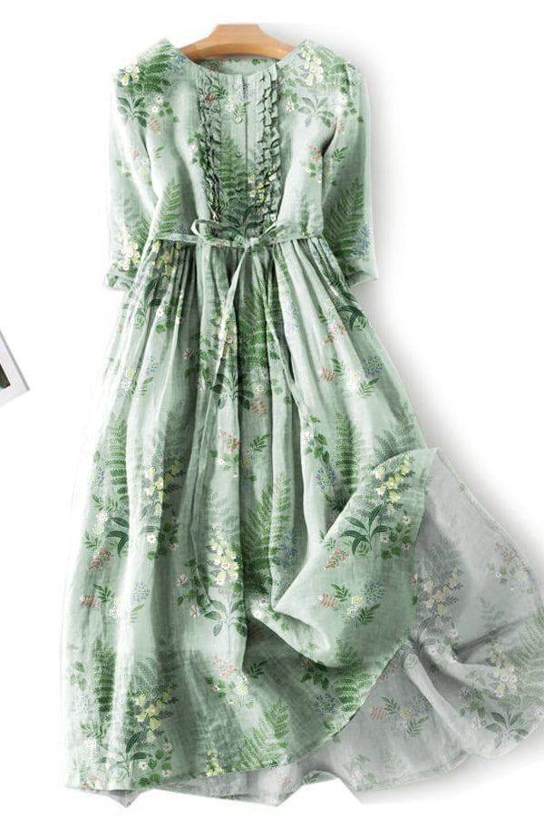 Stilvolles, elegantes Kleid mit künstlerischem Blumendruck