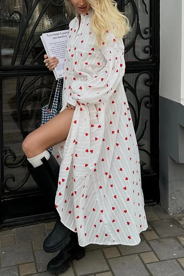 Süßes Maxikleid im lockeren Hemdstil mit Herz-Print und Puffärmeln