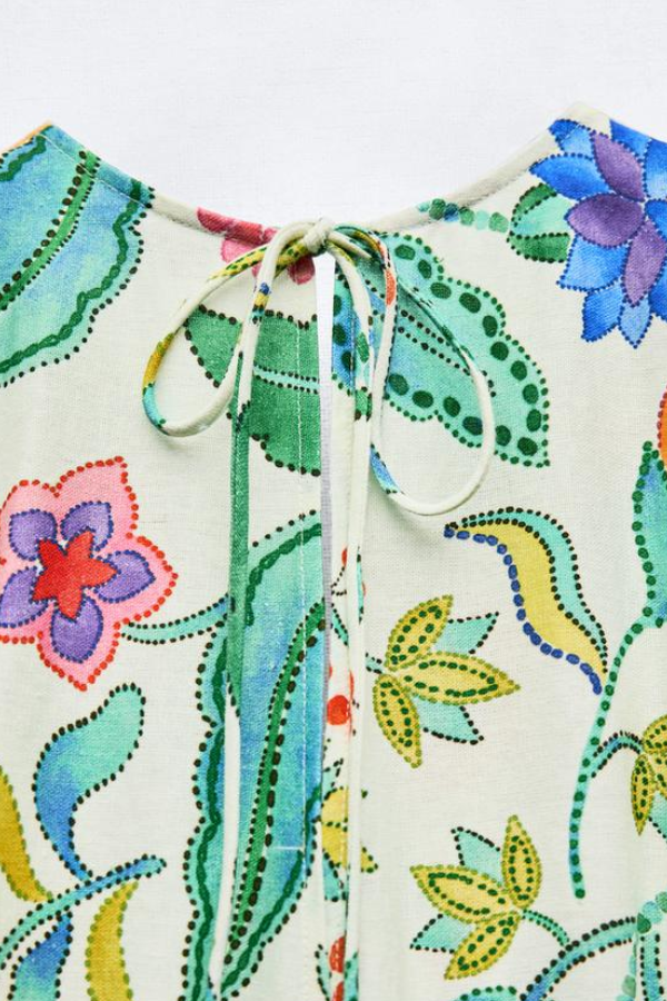 Maxikleid mit botanischem Blumendruck, V-Ausschnitt, Cut-out, Schnürung und elastischer Taille