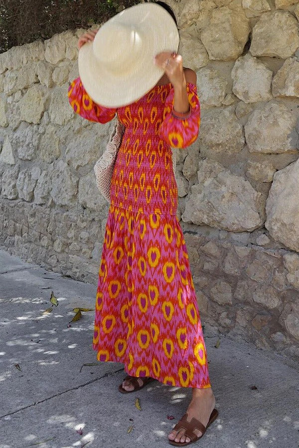 Venita – Einzigartiges, bedrucktes, schulterfreies, gesmoktes Midikleid mit Ballonärmeln