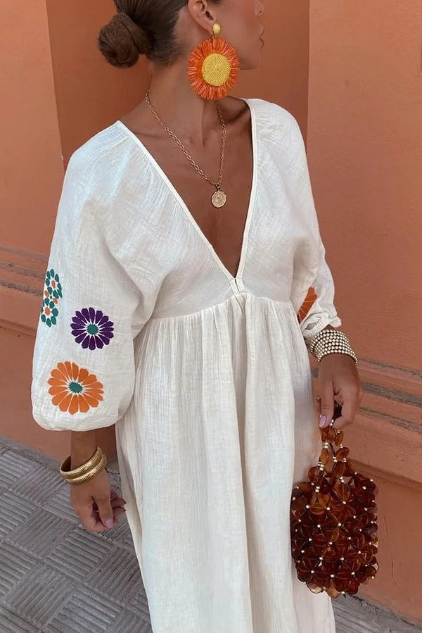 Rückenfreies Maxikleid mit Blumendruck, V-Ausschnitt und Laternenärmeln