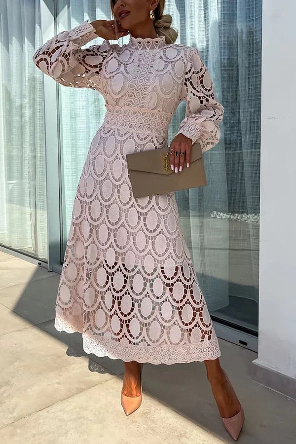 Romantisches, sinnliches und elegantes Midi-Partykleid mit Häkelspitze und Laternenärmeln