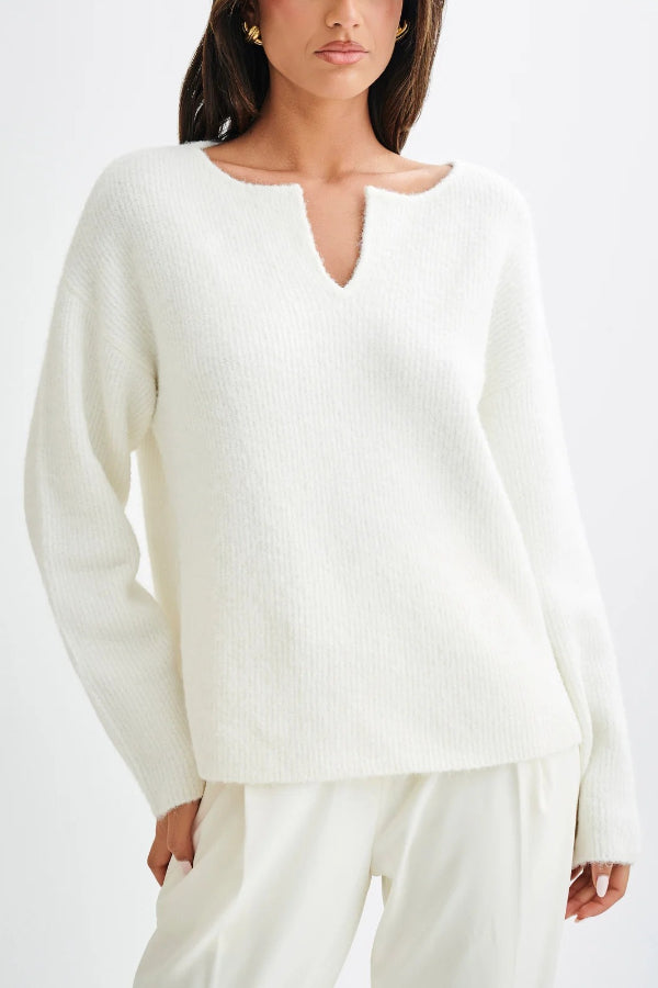 Flauschiger Oversize-Pullover mit V-Ausschnitt