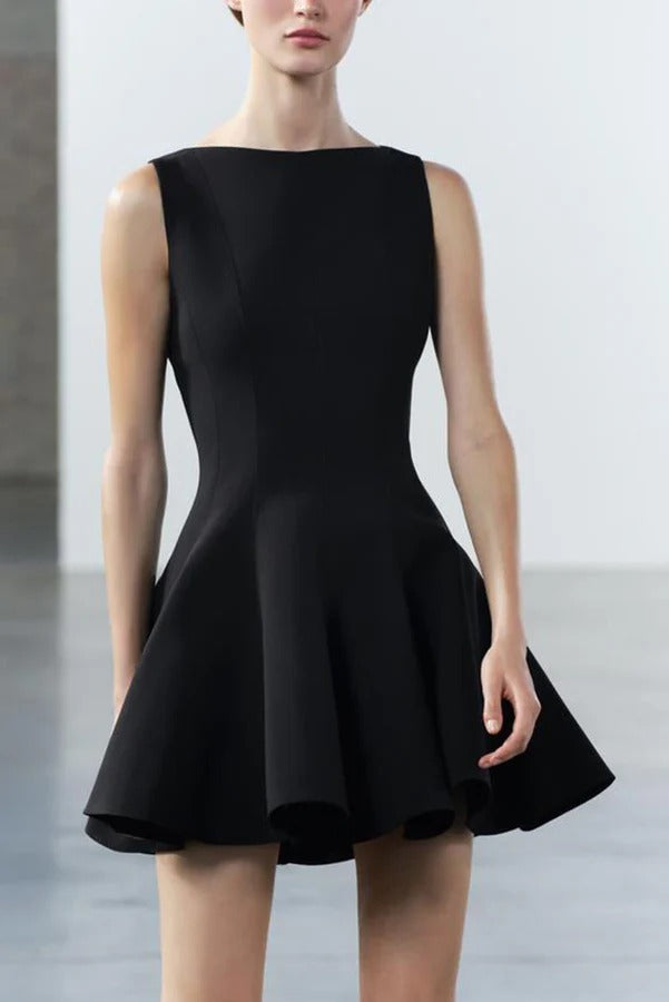 Ultimatives klassisches Swing-Minikleid im Princess-Stil mit weitem Kragen