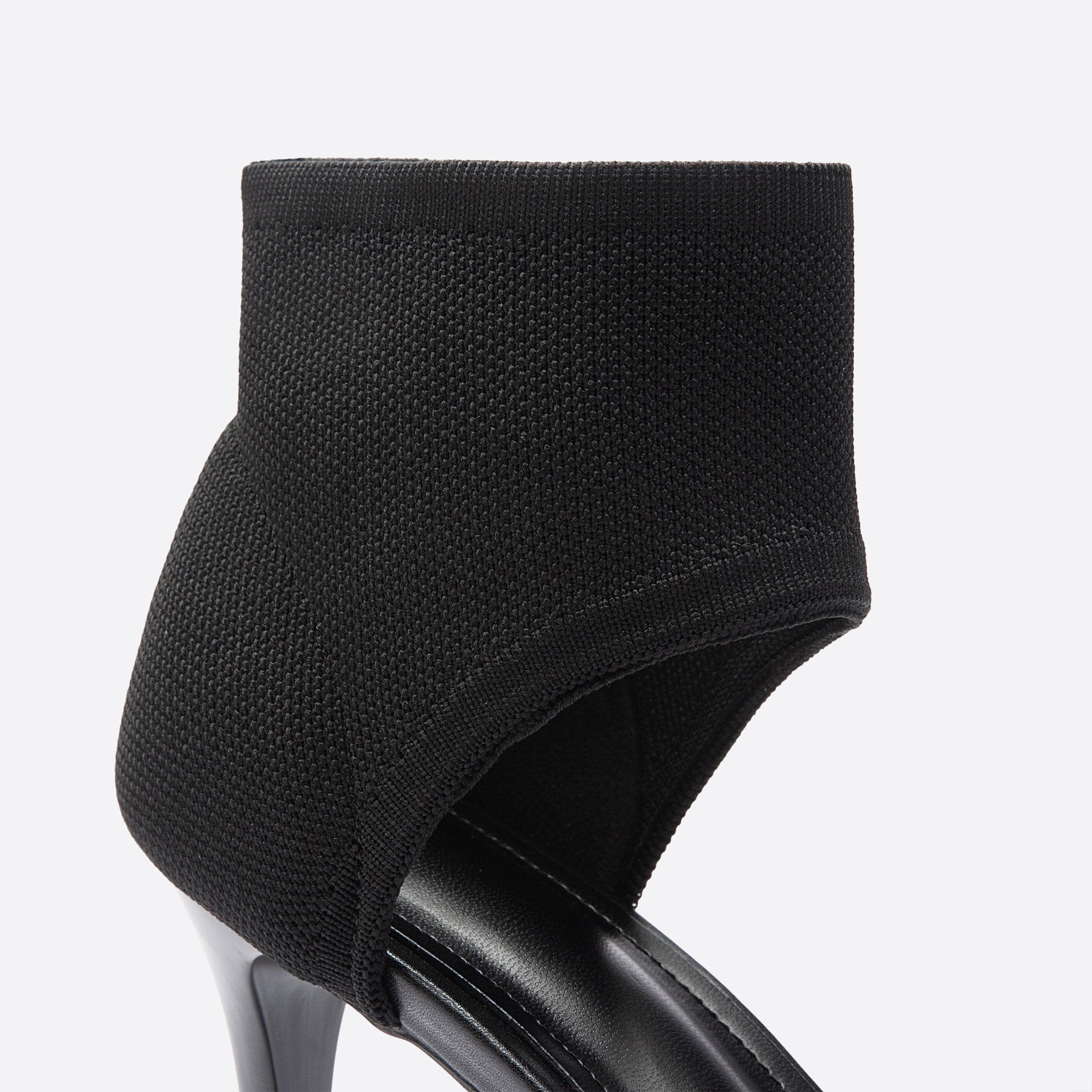 MOUSSE FIT Sandalen mit Peep-Toe und Stiletto-Absatz