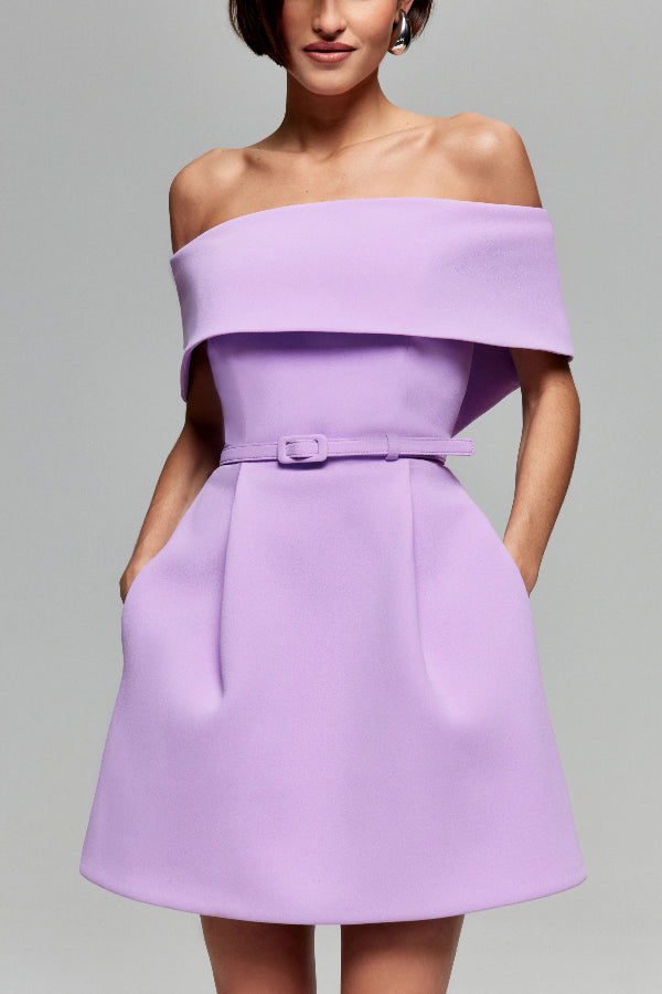 Elegantes Abend-Minikleid mit Revers, Bandeau, abnehmbarem Gürtel und Taschen