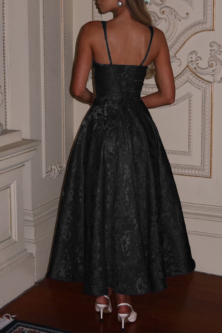 Rückenfreies, schmales Midikleid aus Jacquardstoff im Palaststil mit Krawatte
