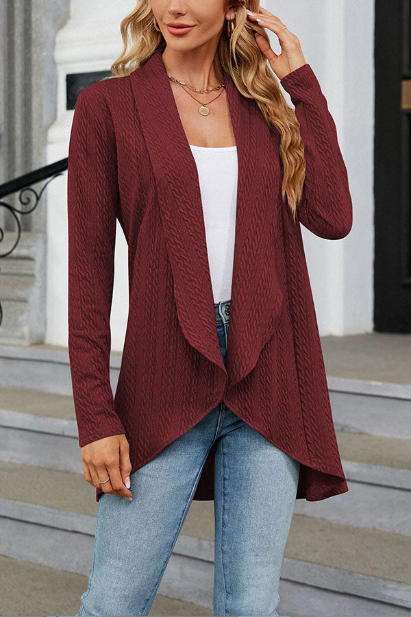 Langärmlige, einfarbige, lockere Strickjacke mit Rüschen