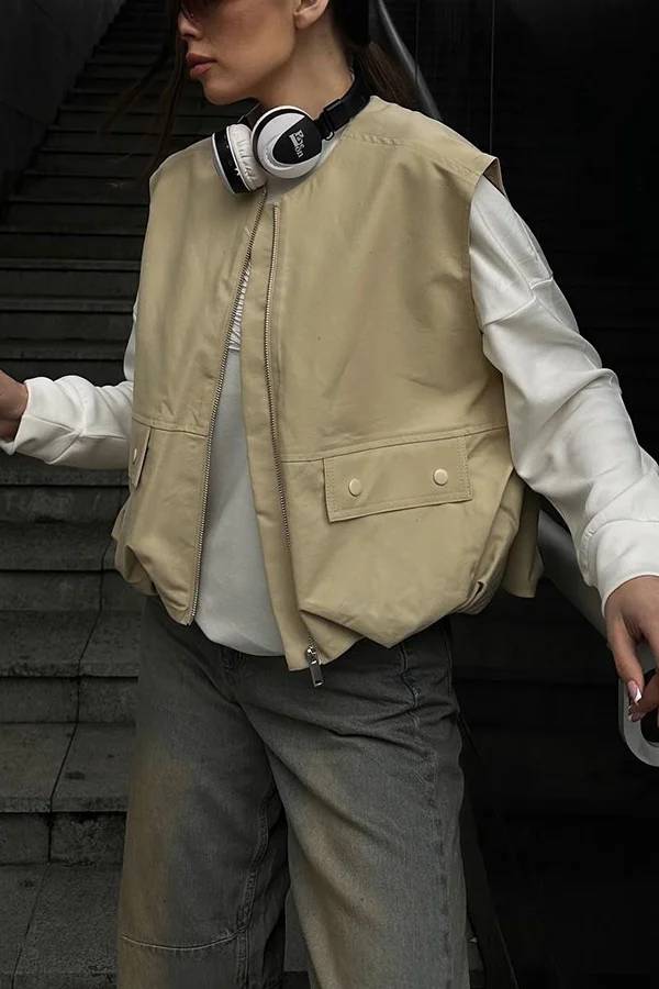 Modische, lockere, ärmellose Weste mit Taschen