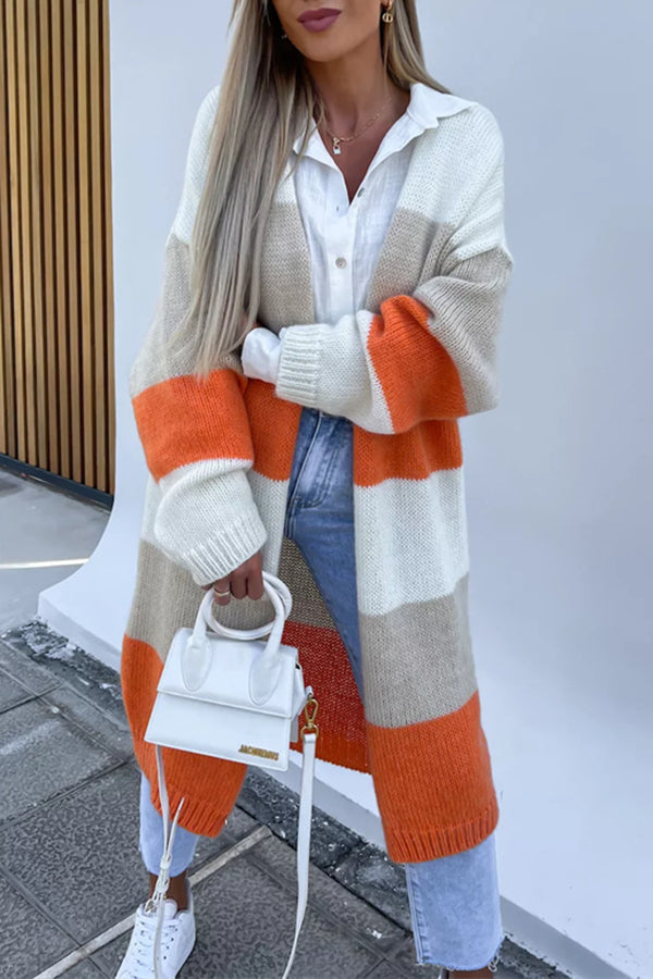 Strickjacken mit kontrastierenden, langärmligen, mehrfarbigen Streifen