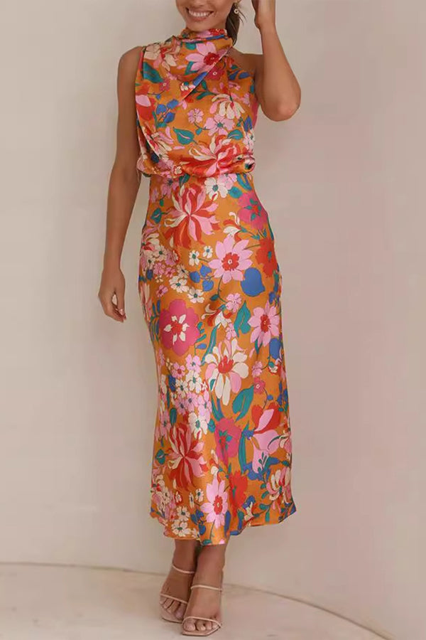 Ärmelloses Trägerkleid aus bedrucktem Satin