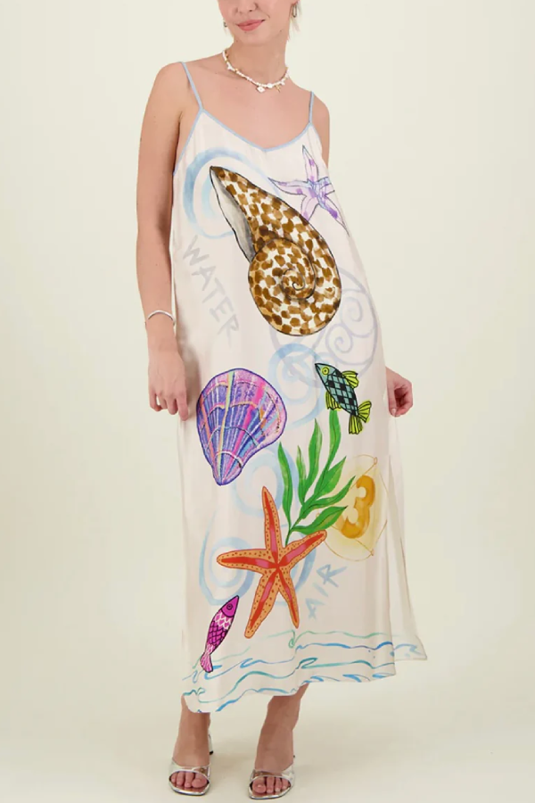 Ocean Vibe – Satin-Midikleid mit Meereselementen und einzigartigem Druck, Schlitz und lockerem Unterkleid