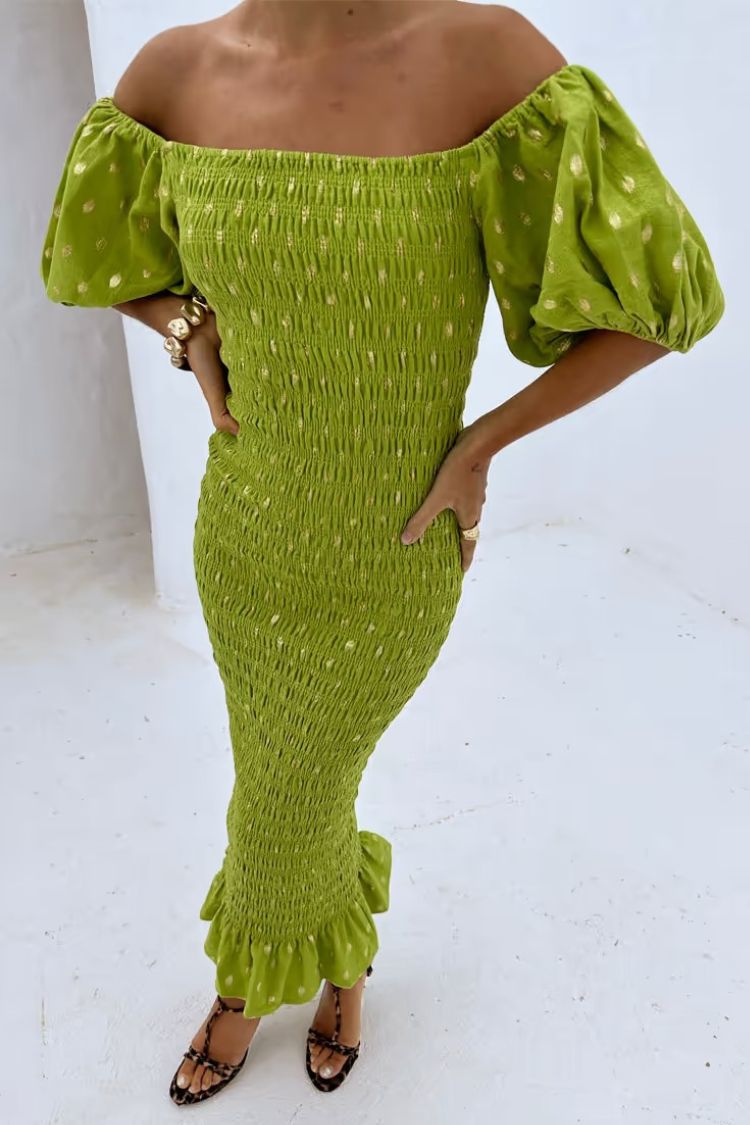 Jojo – Gerüschtes, goldenes Polka Dots-freies, schulterfreies Stretch-Midikleid mit Puffärmeln