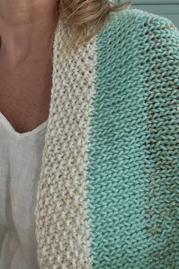 Cardigan en laine coloré à la mode
