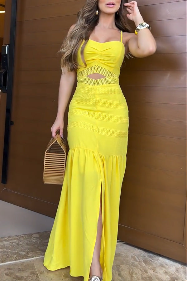 Wunderschönes Essence Maxikleid mit Häkelspitze und Patchwork-Ausschnitt und Fischschwanz