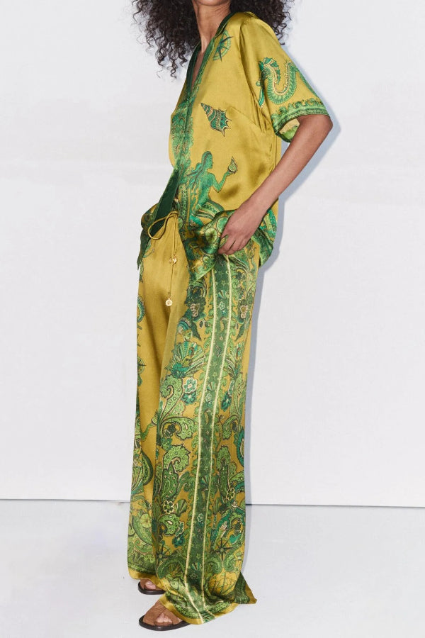 Exquisite Satinhose mit einzigartigem Blumendruck und weitem Bein