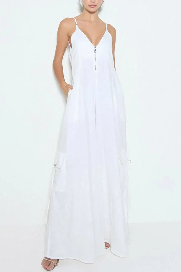 Zola Lockerer Cargo-Jumpsuit mit Reißverschluss und Taschen vorne in der Mitte und weitem Bein