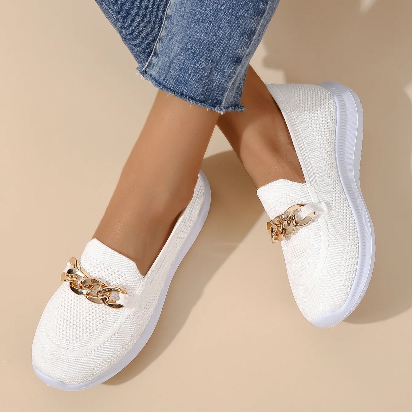 Bequeme flache Loafer aus Mesh mit Kettendekor