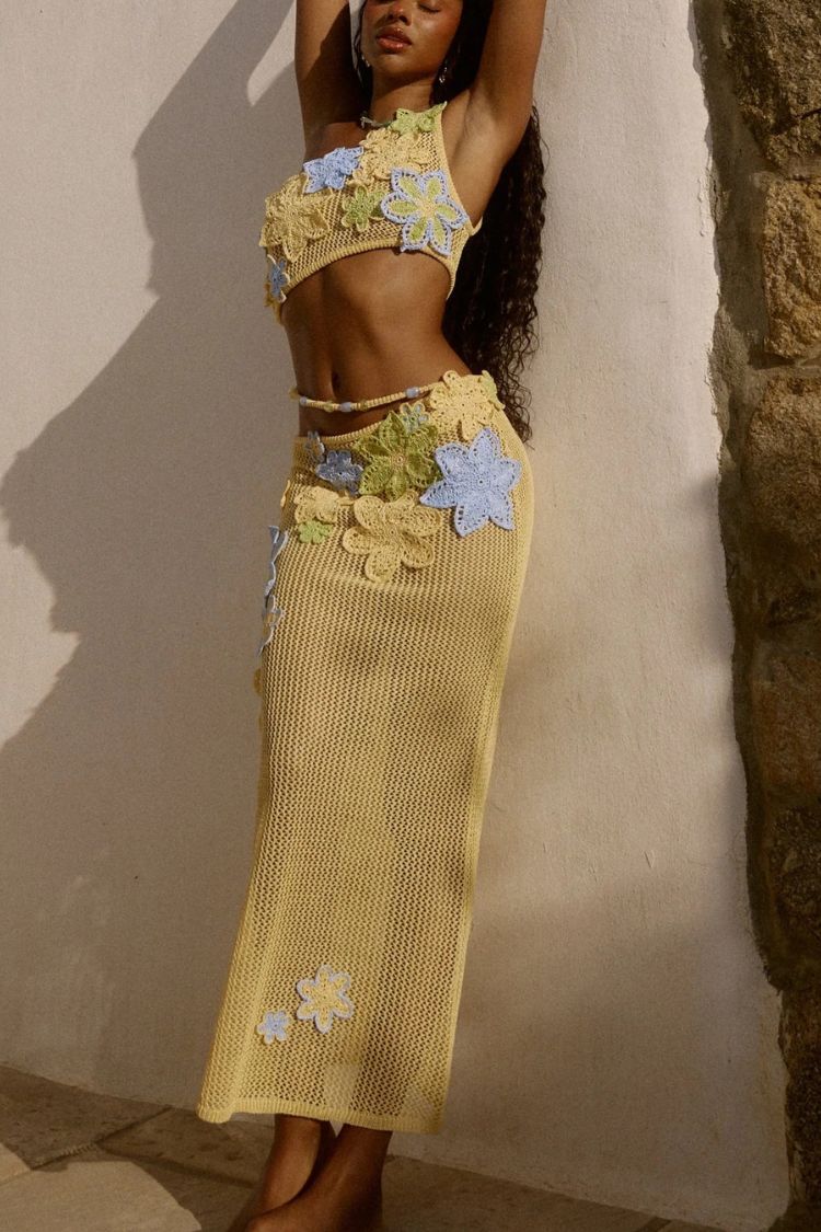 Jupe longue extensible de luxe en tricot crocheté à la main avec fleurs et perles