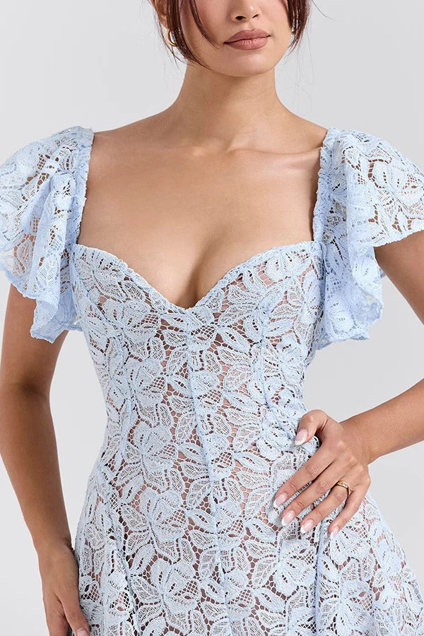 Robe mi-longue extensible à col en cœur et manches papillon en dentelle jacinthe romantique