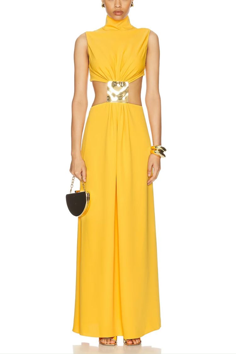 Avery Maxikleid mit hohem Halsausschnitt und Metallverzierung und Cut-Out-Taille