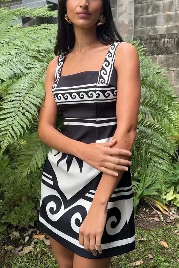 Robe courte à col carré et sans manches à imprimé unique At The Coast