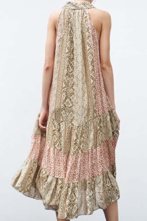 MIDI-HEMDKLEID MIT GLÄNZENDEM GEOMETRISCHEM PRINT