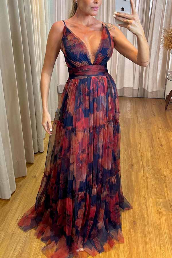 Feeling Tonight – Gestuftes Swing-Maxikleid aus Tüll mit Blumenmuster