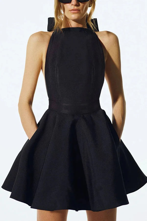 Sexy rückenfreies Neckholder-Minikleid mit Schnürung und Tasche