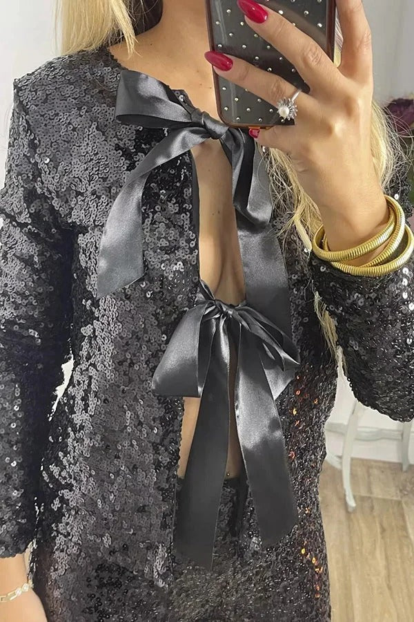 Veste à manches longues en satin avec nœud et sequins Holiday Cheer