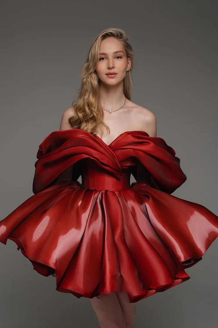 Schulterfreies, plissiertes Swing-Minikleid mit Puffärmeln