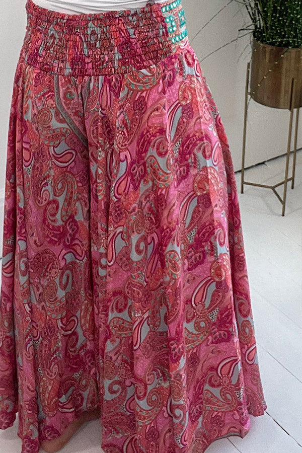 Leichte Hose mit elastischer Patchwork-Taille und ethnischem Paisley-Print