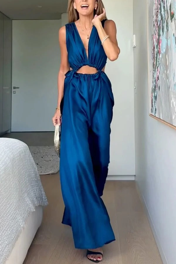 Robe longue en satin à volants et découpes Midnight Charm