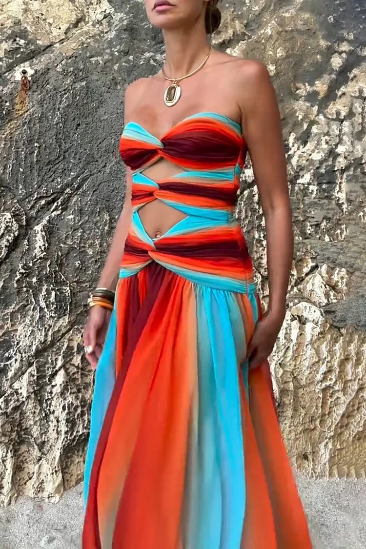 Sardinia Sunset – Schulterfreies Urlaubs-Maxikleid mit Netzstoff und Twist-Ausschnitt
