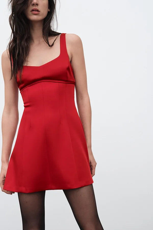 Robe mini moulante sexy à bretelles et dos nu