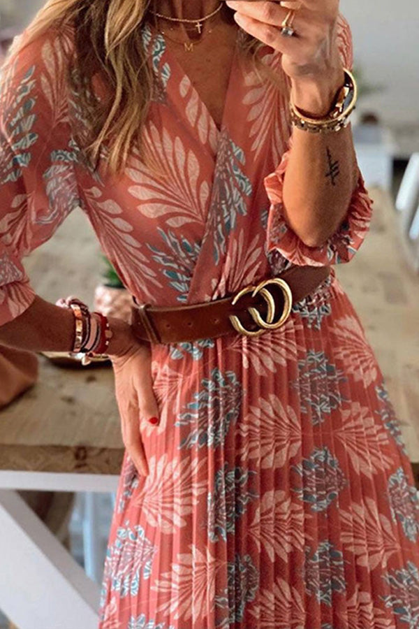 Plissiertes Maxikleid mit langen Ärmeln und botanischem Print