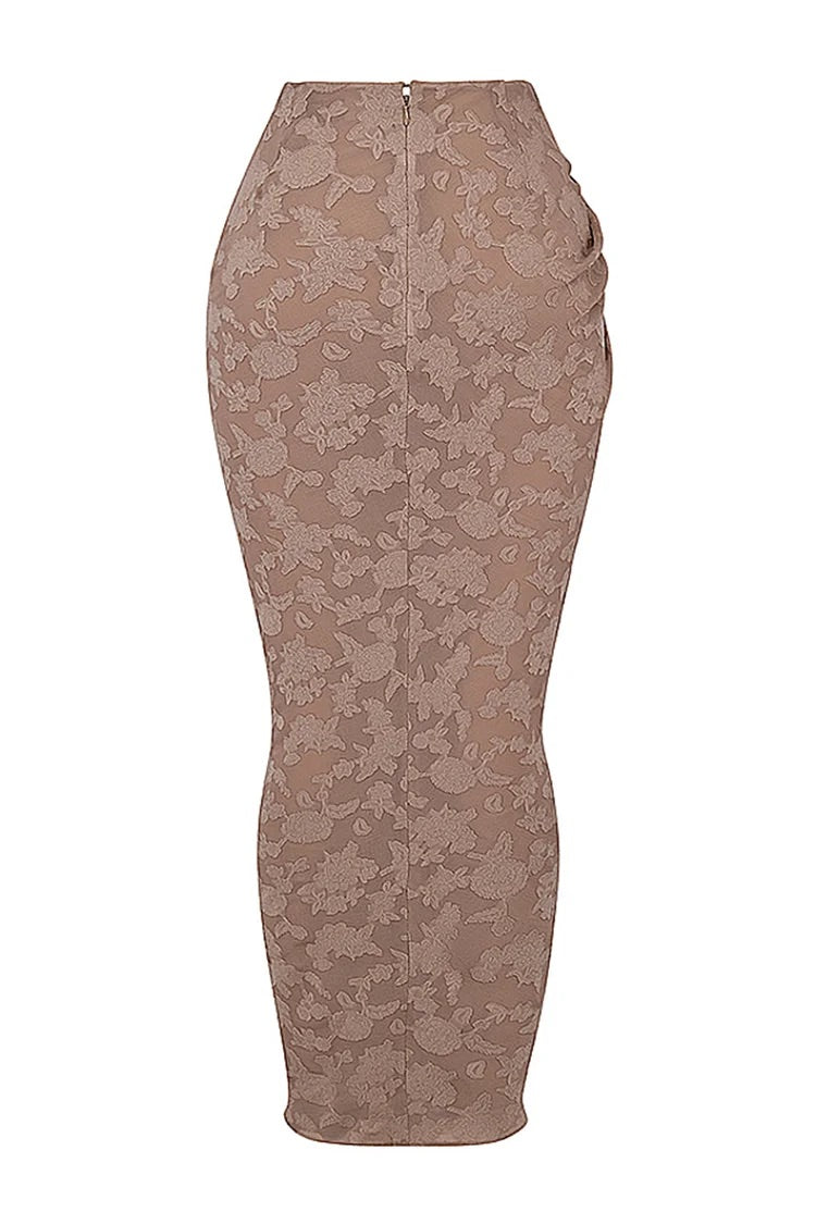 Ensemble assorti pour soirée de jardin, haut corset sans manches en jacquard, jupe longue fendue et portefeuille - Nude