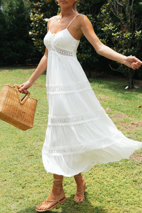 Aubriella – Midikleid aus Baumwollmischung mit Patchwork-Spitze und gesmoktem Rücken