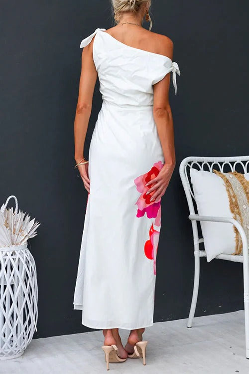 Maxikleid mit asymmetrischer Schulterpartie und seitlichem Schlitz und Blumenmuster