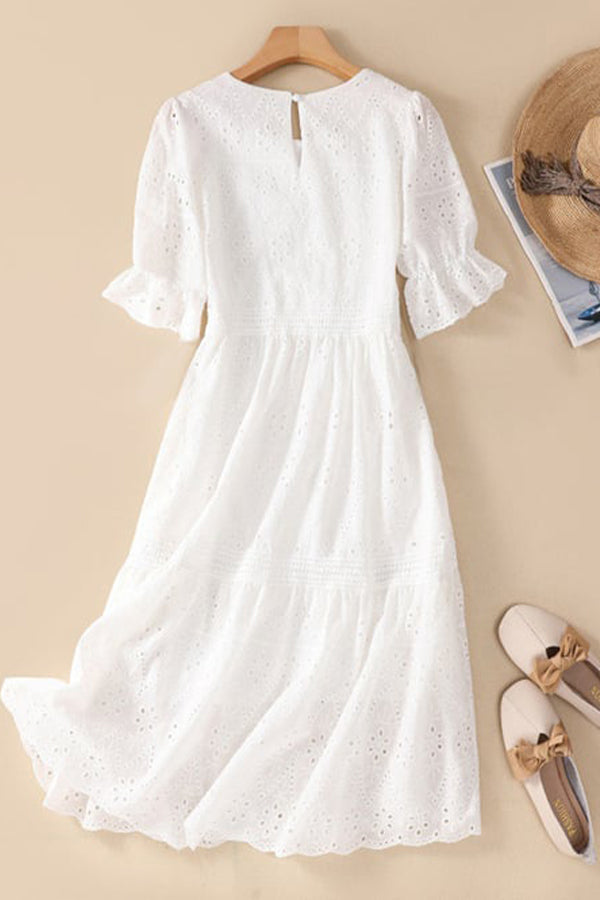 Robe élégante en dentelle brodée