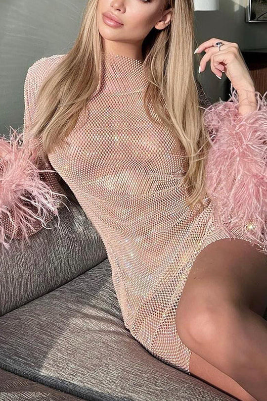 Night Surprise Party-Minikleid mit Strass-Stoff und Federärmeln