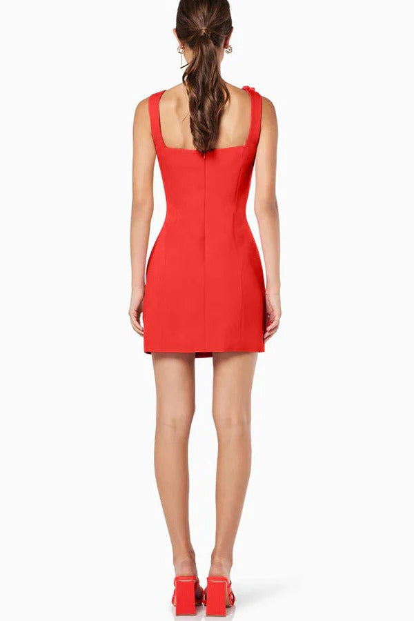 Crush on You – Minikleid mit Rosenapplikation und quadratischem Ausschnitt und breiten Trägern