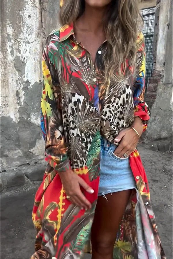 Jungle Miracle – Lässige Midi-Bluse mit einzigartigem Tier-Print und Knopfleiste