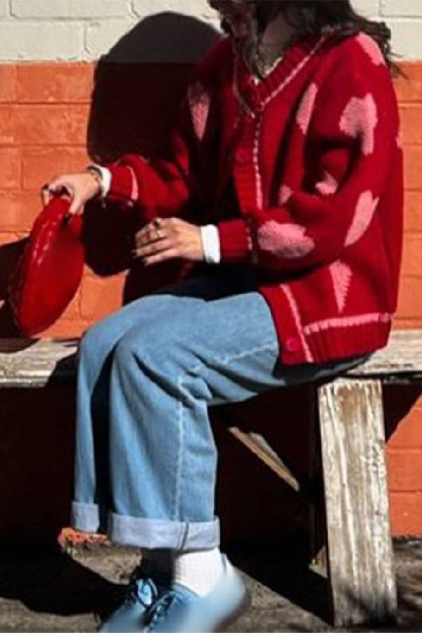 Gemütlicher Freizeitpullover in Herzform