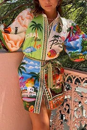 Sommerliche Eleganz – Minikleid aus Leinenmischung mit einzigartigem Druck, Gürtel und Tasche