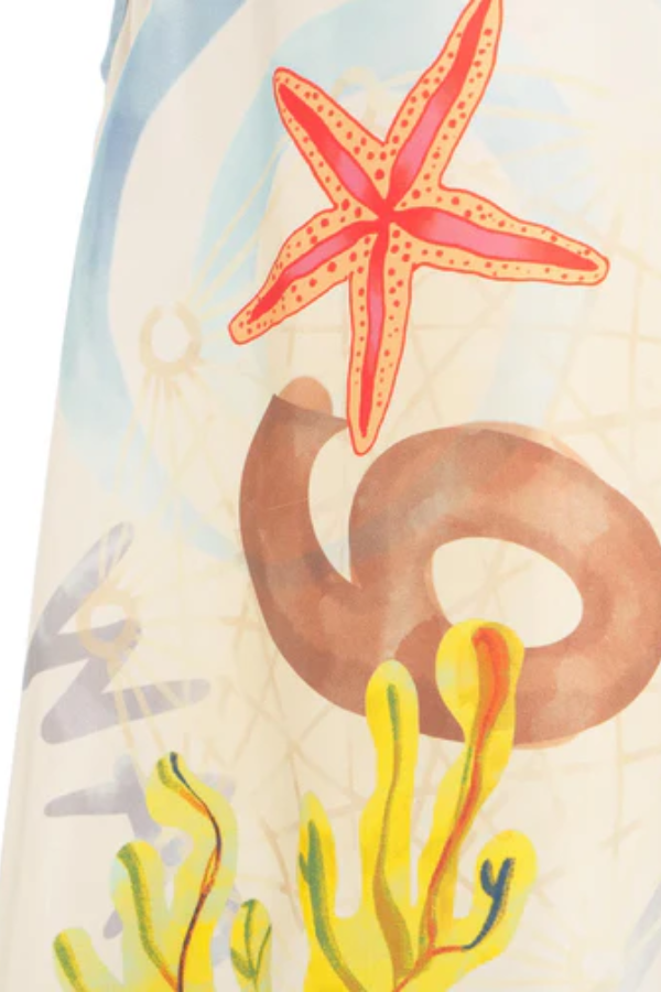 Ocean Vibe – Satin-Midikleid mit Meereselementen und einzigartigem Druck, Schlitz und lockerem Unterkleid